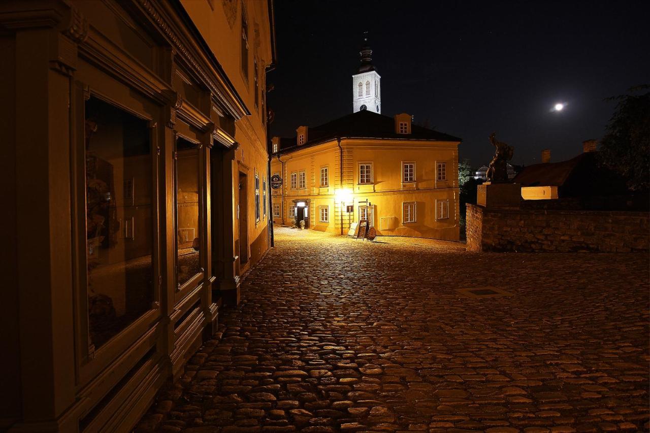 Penzion U Hradku Hotel Kutna Hora Exterior photo